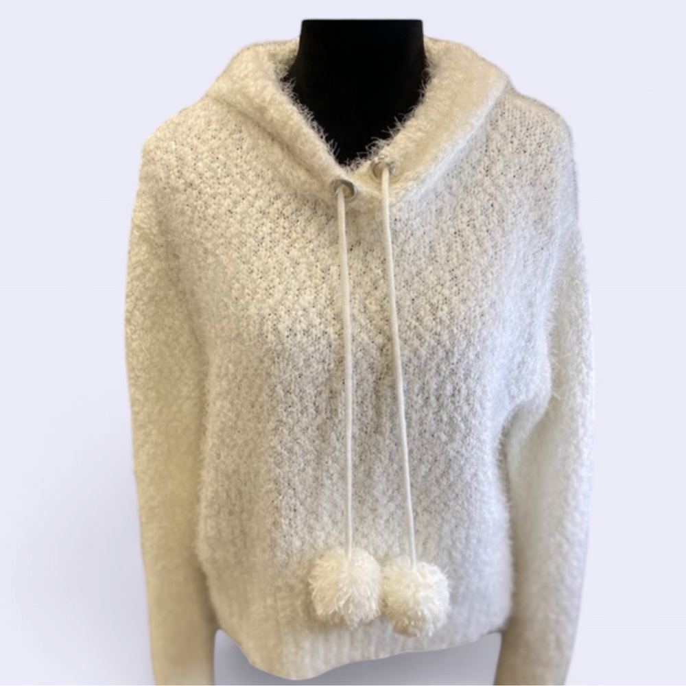 Jun & Ivy Cozy White Women's Sweater